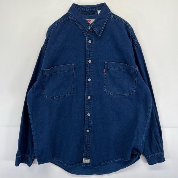 Levi's（リーバイス） 古着 長袖シャツ ワンポイントロゴ 胸ポケット