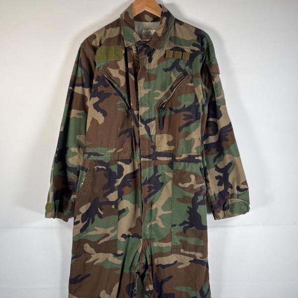 【管理番号】OYD0000245【ブランド】ミリタリー【対象】メンズ【カラー】  グリーン系【柄】カモフラージュ（迷彩）【季節・シーズン】オールシーズン【年代】1990年代【素材】コットン50% / ナイロン50%【実寸サイズ】総丈：約16...