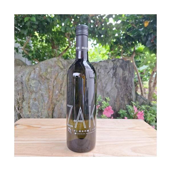 【目指すは究極のキレと透明感。作の酒造りに欠かせぬこと。】作は、隅々に目の行き届く比較的小さなサイズの仕込みタンクを使って作られます。この方が日々細かな変化に目を配らせながら、少しでも良いお酒になるようにコントロールしやすいからです。その年...