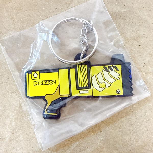 サイズ：全長約6〜8.5cm