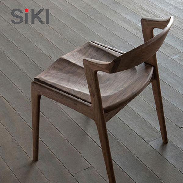 シキファニチア ユナW 板座 アームチェア セミアームチェア ダイニングチェア 椅子 イス SIKI FURNITURE おしゃれ デザイナー 和モダン