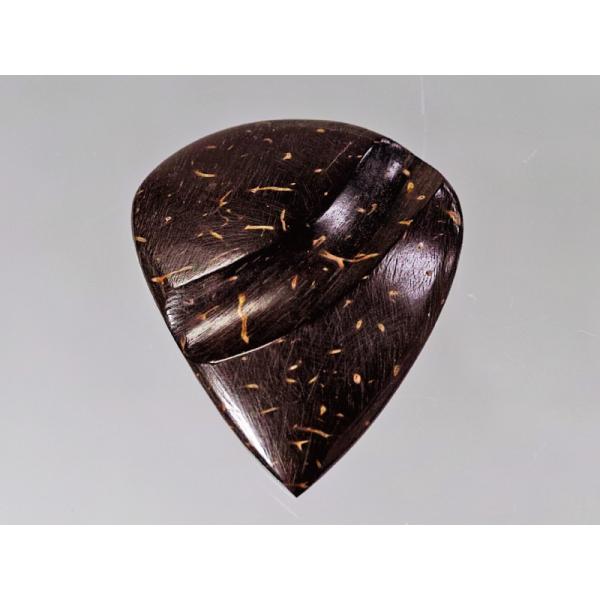 ココナッツの殻で作られたティアドロップ ピック 3.0mm 右利き用 / Animals Pedal Wild Picks (CO-TD-DD-BR-3.0)　3mm　【ゆうパケット対応可能】