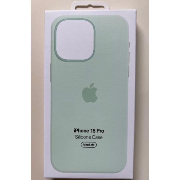 新品  iPhone 15 Pro MagSafe対応  シリコーンケース ソフトミント