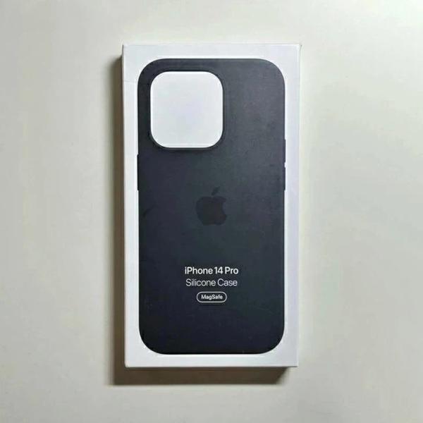 MagSafe対応 iPhone 14 Pro シリコンケース・ミッドナイト 新品