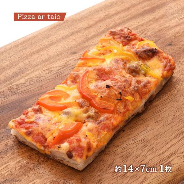 原材料:ピザ生地:小麦粉(田中製粉みなみの幸)、トマトソース、パプリカ、チェダーチーズ(生乳)、豚肉、バジル、オリーブオイル、ニンニク、ハーブ各種(ローズマリー、セージ)、食塩、胡椒、セルロース、アナトー色素、クエン酸産地:日本内容量:1枚...