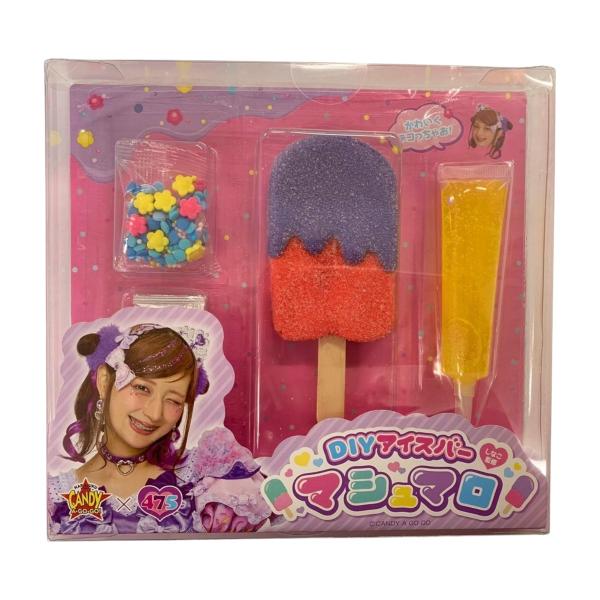 原材料:【マシュマロ】砂糖、グルコースシロップ、ぶどう糖、ゼラチン、コーンスターチ／ソルビトール、香料、着色料(赤40、ビートレッド、青1)、(一部にゼラチンを含む)【シロップ】砂糖、グルコースシロップ、食塩／加工デンプン、糊料(カラギナン...