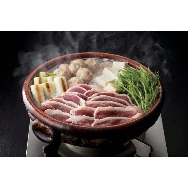 「京鴨鍋セット（２〜３人前）」　ほどよく歯ごたえのある鴨肉本来の旨みが楽しめます。　G0002_25_07