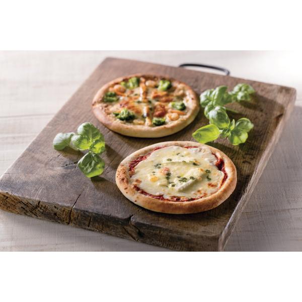 「濃厚チーズのピザセット」　濃厚なチーズをたっぷりとトッピングした3種類のピザ。マルゲリータ、シーフード、ミックスベジタブルのバラエティー豊かなピザ詰合わせです。　G0002_25_07