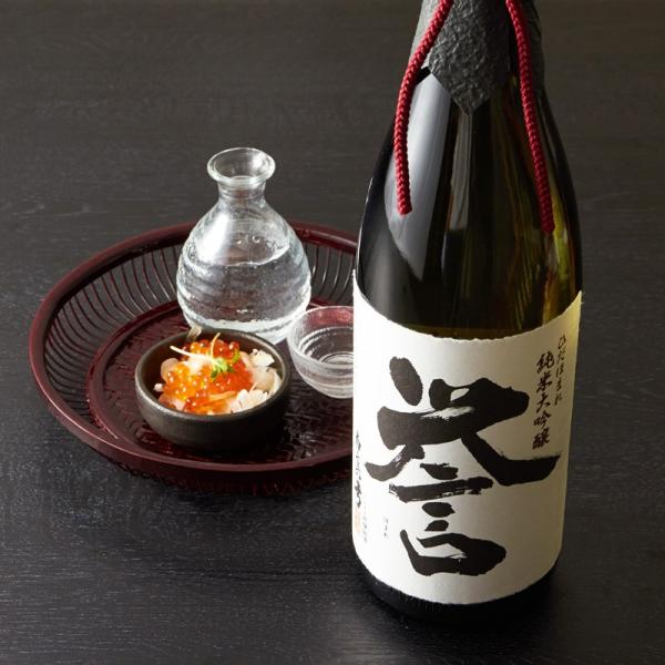 { đ _k1800mll 𑢏 򕌌 đ  |Cg