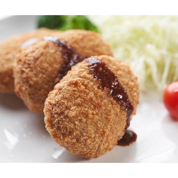 黒毛和牛一頭買いの洋食店「Revo（レボ）」のテイクアウトの定番、牛スジコロッケです。お店でテイクアウトのお客様が80％以上指名される人気商品です。味付けは洋食Revoのオーナーシェフ直伝、飽きのこないジューシーなコロッケです。ちょっと贅沢...