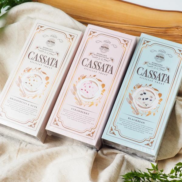 「北海道 トワ・ヴェール 菓子 チーズ屋のカッサータ 3種 詰め合わせ」は、黒松内町の生乳と黒松内町トワ・ヴェールのチーズコンテスト受賞暦のある濃厚なクリームチーズを使用した、北海道カッサータのセットです。北海道いちごのカッサータ、北海道黒...