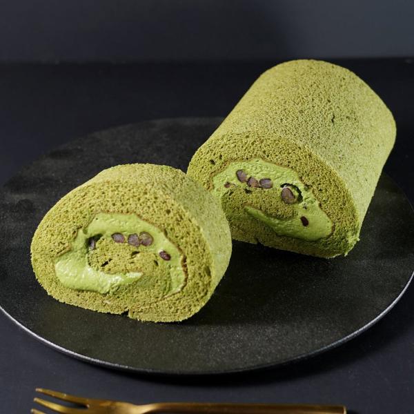 美味しい季節のフルーツと、原材料のこだわりがコンセプトのスイーツ専門店「shirokane sweets TOKYO／白金スイーツ（シロカネスイーツ）」の「白金プレミアムロールケーキ 抹茶」です。原材料にこだわり、国産の卵、ジャージー生クリ...
