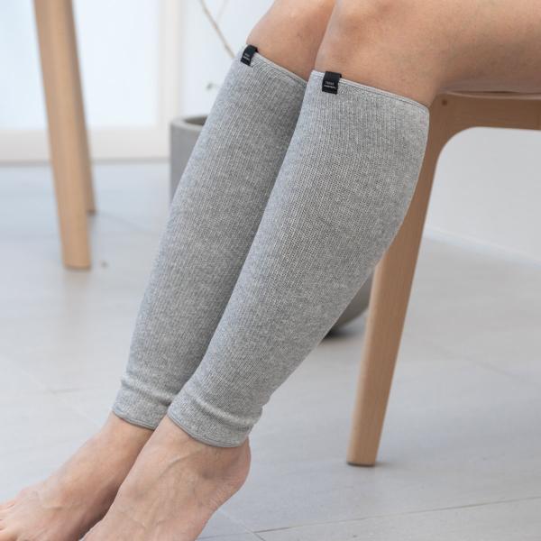 「エフズウィッシュ ふくらはぎサポーター」は、テラヘルツ遠赤外線を発する特殊な生地”テラックス”を使った、ふくらはぎ用のサポーターです。着用するとじんわりとした温かさを感じ、心地よくお使いいただけます。圧迫感を軽減し、着脱が容易にできるよう...