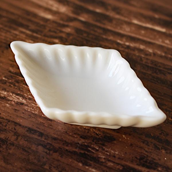 豆皿 醤油皿 小皿 白磁 陶器 ポーセラーツ 食器 おしゃれ 菱形 豆皿 醤油皿 小皿 白磁 陶器 ポーセラーツ 食器 おしゃれ 菱形