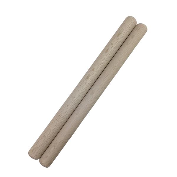 2本1組です。和太鼓奏者に実際に使用してもらい使いやすさを追求した西日本楽器オリジナルの太鼓バチです。一本一本手作りで丁寧に制作しております。福岡の太鼓グループや大学のサークルに多く納品している人気のシリーズです。材：カシサイズ太さ：26m...