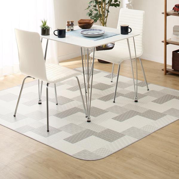 ニトリ（NITORI） モダンな幾何学柄のふきとれるクッションフロアラグ