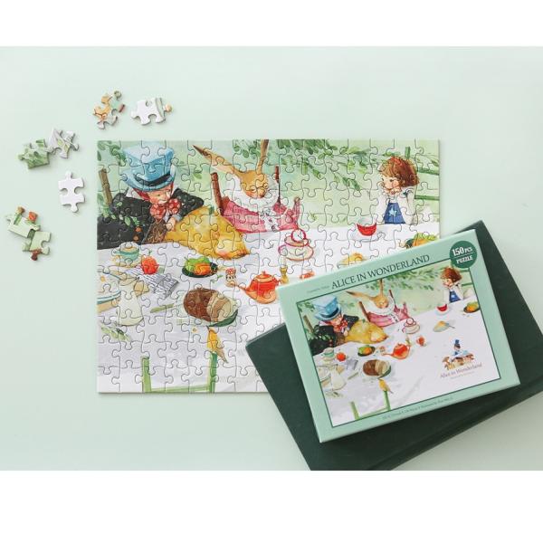svc̍̃AX  CXgpY 150s[X  285×210mm iGFLE~Wjpuzzle ALICE IN WONDERLAND