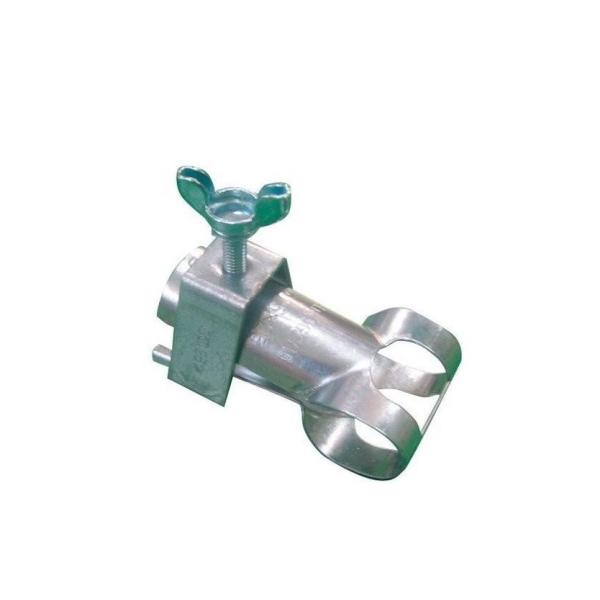 パイプをT字型に固定する金具です。