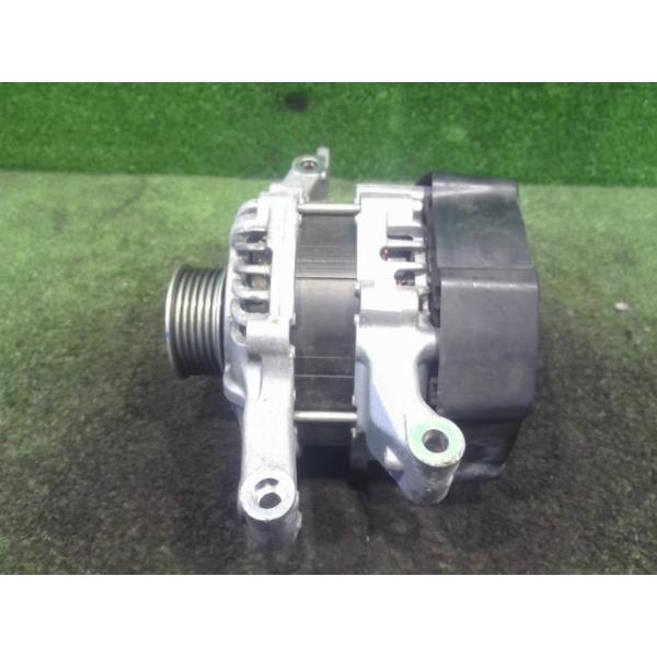 専用になりました。 ワゴンR ワゴンR 5AA-MH95S オルタネーター R06D 96150-59S00