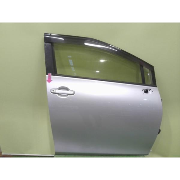 シエンタ(車) シエンタ DBA-NCP175G 右FドアASSY 1NZ-FE 1F7 67001