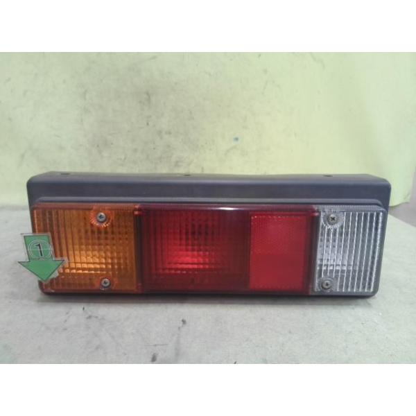 中古 キャンター TKG-FEB80 左テールランプ 4P10T 924 MK580765 中古 キャンター TKG-FEB80 左テールランプ 4P10T 924 MK580765