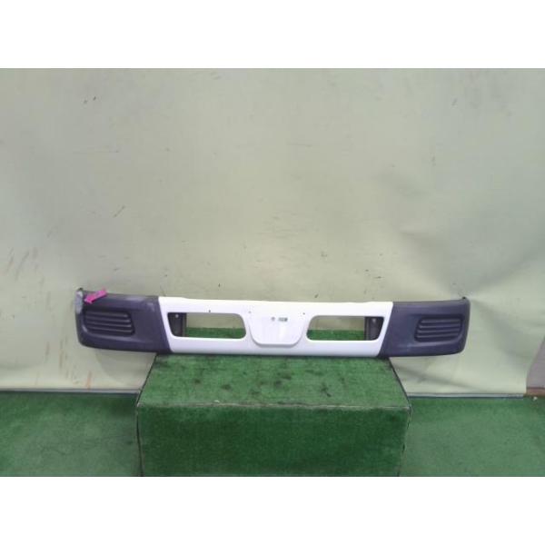 中古 キャンター TKG-FEA20 FバンパーASSY 4P10T MC978515 中古 キャンター TKG-FEA20 FバンパーASSY 4P10T MC978515