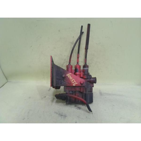 中古 フォワード PKG-FRR90T2 エアブレーキバルブ 4HK1T 1-82563 中古 フォワード PKG-FRR90T2 エアブレーキバルブ 4HK1T 1-82563