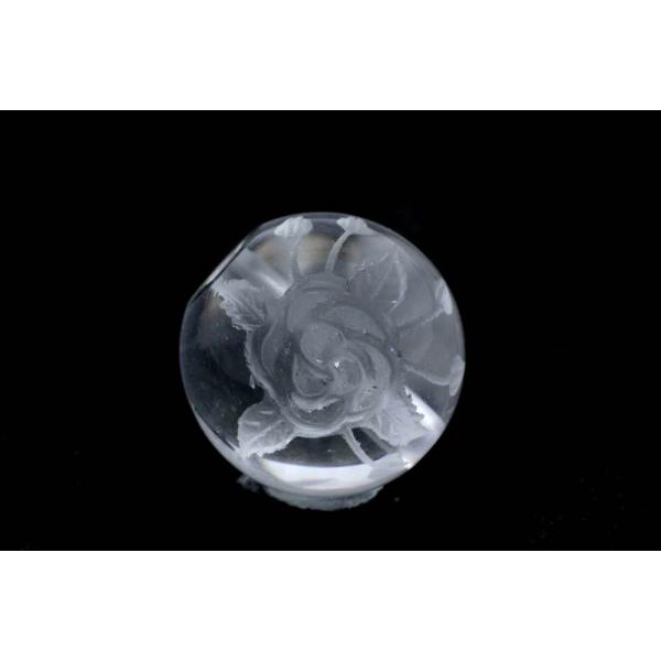 水晶 クォーツ 蝶恋花 蝶戀花 花と蝶彫り 愛情の象徴 8mm ビーズ バラ売り 1粒売り Buyee 日本代购平台 产品购物网站大全 Buyee一站式代购 Bot Online