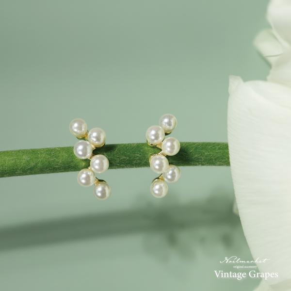 [Release date: March 14, 2024][素材]Sterling Silverシルバー925[サイズ]スタンドの長さ：約11mm有効軸長：約7mm重さ：片耳約1gポスト太さ：0.7mm[パッケージ内容]両耳用(左1、右1...