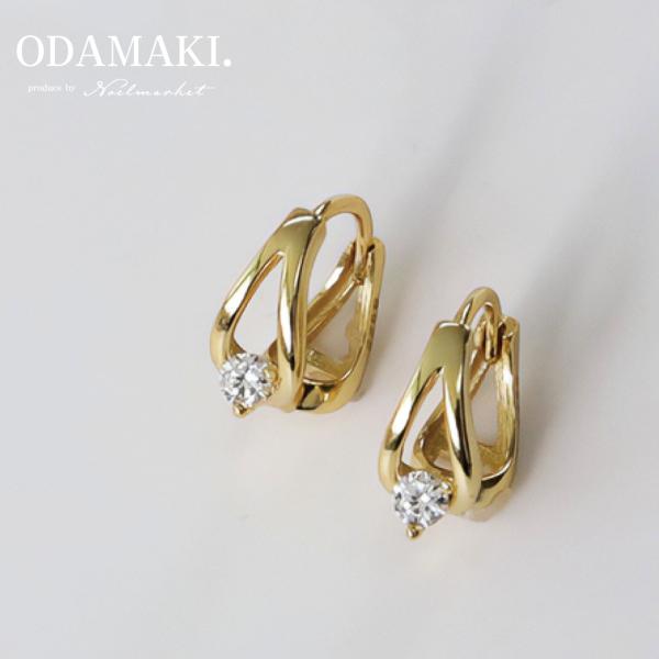 [Release date: November 30, 2024]高級感ある仕上がりのピアスです。シンプルかつ洗練されたデザインが特徴です。フォーマルなシーンからカジュアルな装いまで、どんなスタイルにも合わせやすく、特別な日にも普段使いにも...