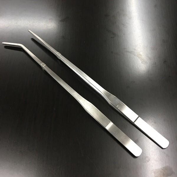 水槽のお掃除や水草のお手入れ以外には使用しないでください。注意事項を厳守の上使用してください。劣化、異常がある場合は器具の使用を中止してください。器具の形態変更、改造などはしないでください。《使用方法》水槽の掃除や水草の手入れに最適です。使...