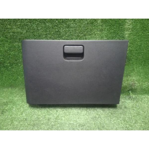 **** 商品説明を必ずご確認ください ****部品管理番号：240829000370210メーカー純正品番：55550-B5040-C1部品名：グローブBOX部品メーカー品番：55550-B5040部品区分：リサイクル品車名：ピクシス車両...