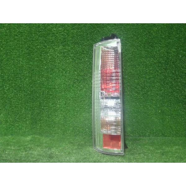 エブリイワゴン エブリィワゴン PZターボ ABA-DA64W 左テールランプ