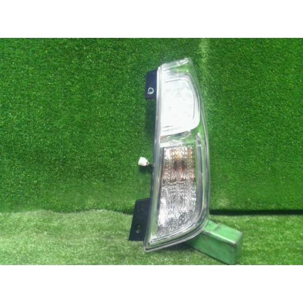 デイズルークス ハイウエイスター DBA-B21A 右テールランプ 1146-399 26550-6A02B