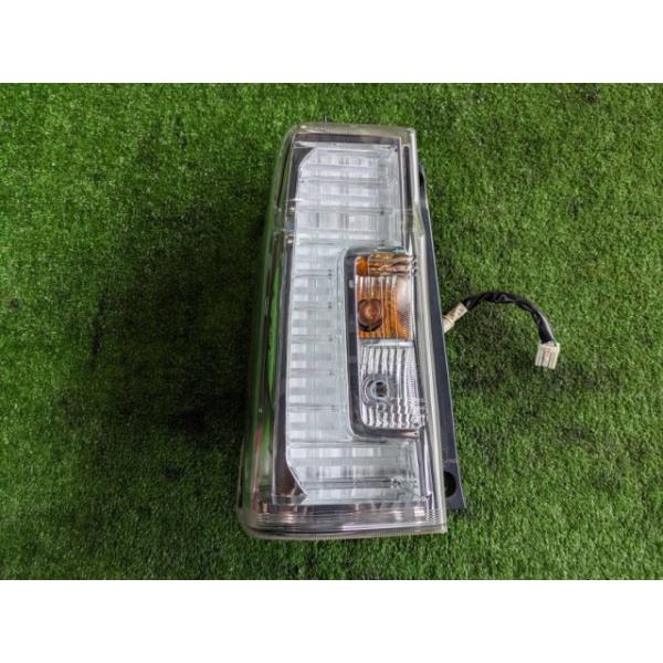 タント カスタムRS DBA-LA610S LA600S 左テールランプ 20516 81560