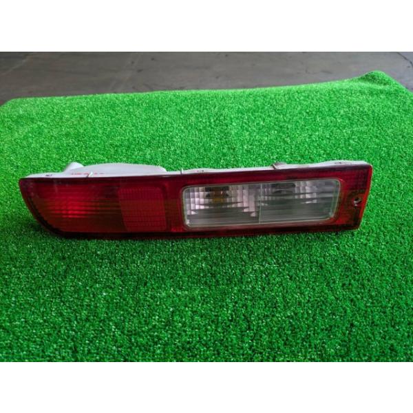 ミニキャブ GBD-U61V 左テールランプ 220-51771 8330A825