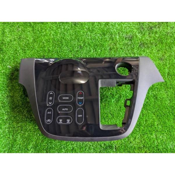 デイズルークス ハイウェイスター DBA-B21A A/Cスイッチパネル エアコンパネル オートエアコン用 7820B042XA 28526-6A02A