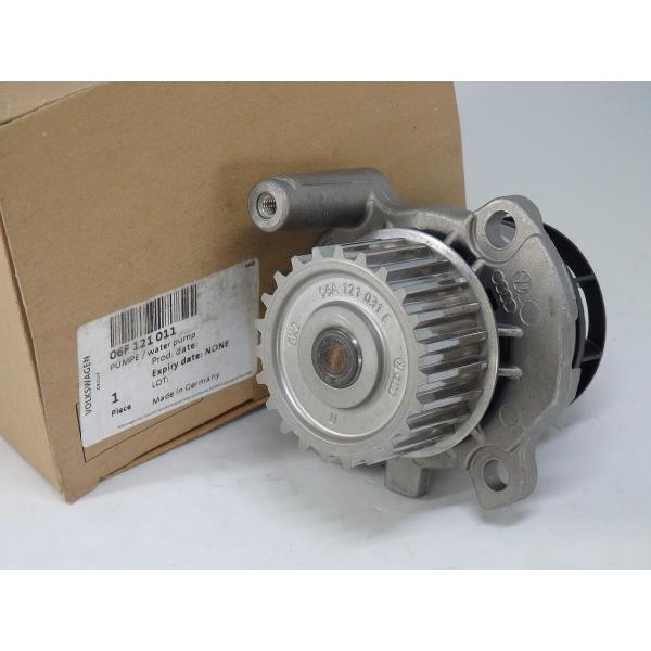 Audi（アウディ） 06F121011 ウォーターポンプ Audi純正部品・新品 VW