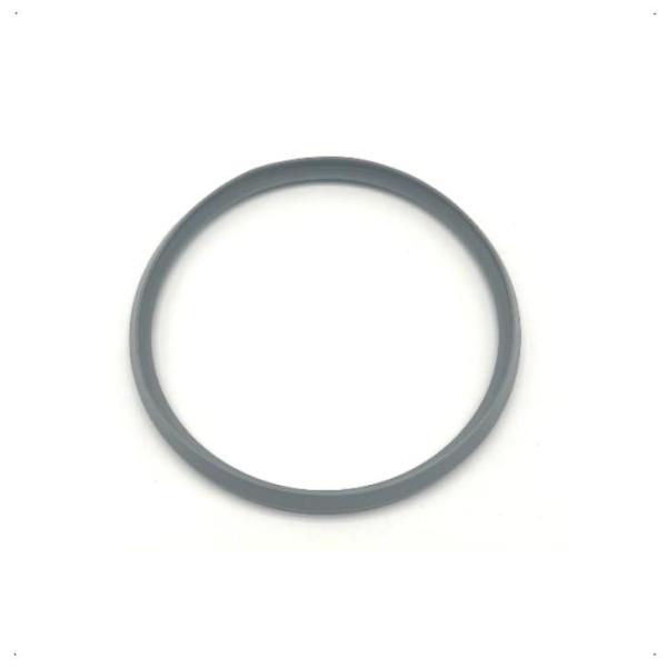 電気ポット用のふたパッキンパッキンの経年劣化による変色、ボロボロになった際の交換部品として寸法：外径 約16.0cm 内径 約14.5cm適用機種PIQ-A220W,PIQ-A300W,PIF-A300C,PIL-A220T,PIL-A30...