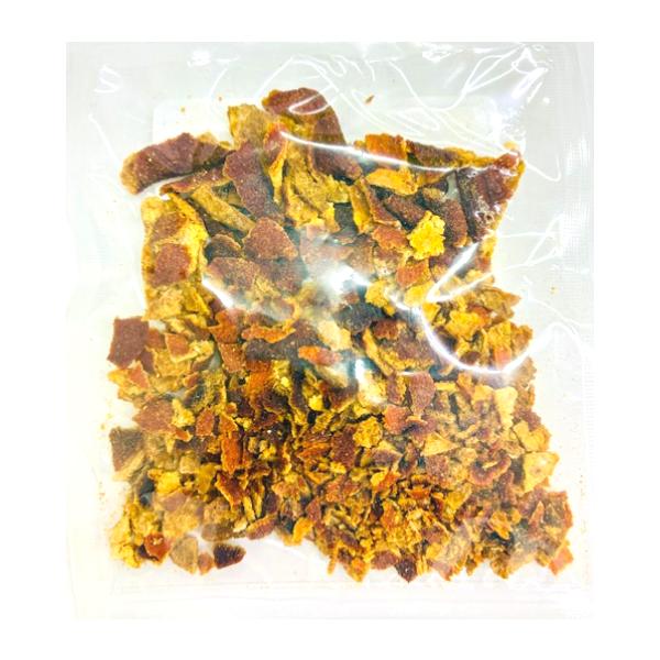 50ｇ/袋×２　陳皮。徳島また和歌山産のノーワックス　みかん果皮を、そのままに提案乾燥にて仕上げました。果物のプロの目で厳選した徳島または和歌山産の新鮮な　みかんの果皮を、低温乾燥で、じっくり乾燥させ、そのまま粉砕機で粉砕に、乾燥みかん皮に...