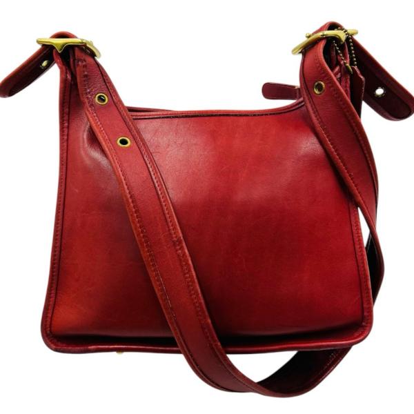 OLD COACH レザーショルダーバッグ COACH（コーチ） オールドコーチ レザー ショルダーバッグ レッド G7D