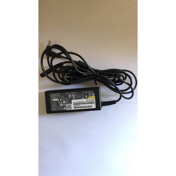 中古ACアダプター Fujitsu 純正品 19V 3.42A  AC100-240V センターピンタイプFMV-AC332A丸ピン