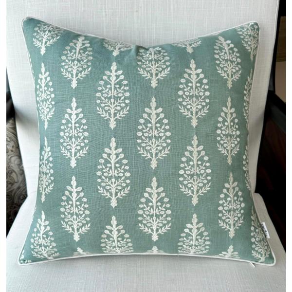 【並行輸入品】 YugTex Chandni Paiseley Embroiderd Decorative Square Accent Thro