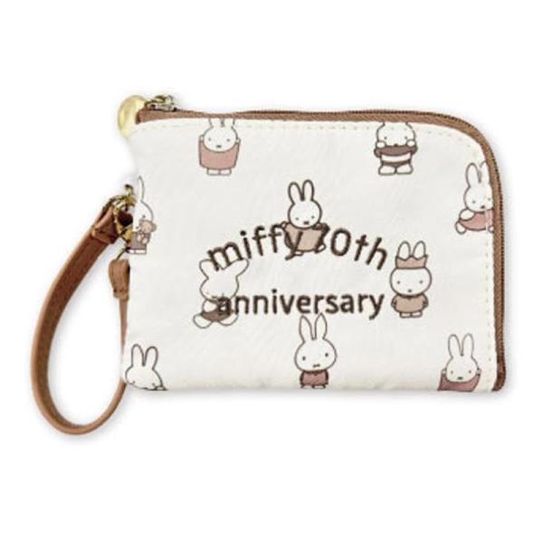 ミッフィー デイリーポーチ 70周年ヒストリー パスケース カード