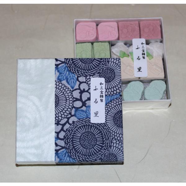 名　　称　干菓子原 材 料　和三盆糖、澱粉、着色料内 容 量　約75ｇ箱サイズ　8.7cm×8.7cm×2.2cm賞味期限　約３ヶ月【栄養成分表】　　　（100g当たり）エネルギー　398kcalたんぱく質　0.1g脂　　　質　0.1g炭 ...