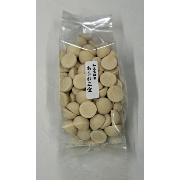 名　　称　干菓子原 材 料　和三盆糖、澱粉内 容 量　２００ｇ（約１４０個）賞味期限　約３ヶ月【栄養成分表】　　　（100g当たり）エネルギー　398kcalたんぱく質　0.1g脂　　　質　0.1g炭 水 化 物　99.3g食塩相当量　0....