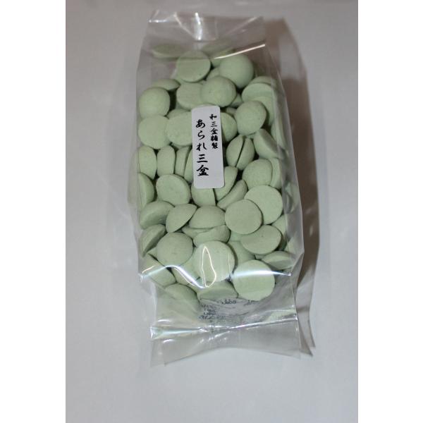 名　　称　干菓子原 材 料　和三盆糖、澱粉、着色料内 容 量　２００ｇ（約１４０個）賞味期限　約３ヶ月【栄養成分表】　　　（100g当たり）エネルギー　398kcalたんぱく質　0.1g脂　　　質　0.1g炭 水 化 物　99.3g食塩相当...