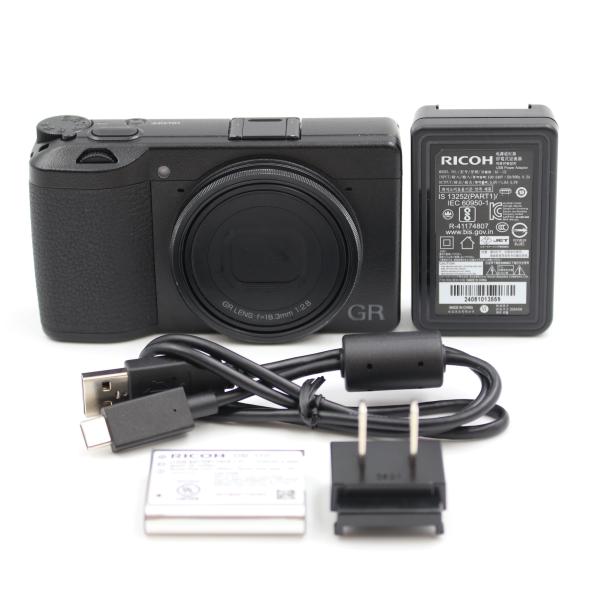 【美品】【シャッター数737回】リコー GR iii コンパクトデジタルカメラ 美品】【シャッター数737回】リコー GR iii コンパクトデジタルカメラ