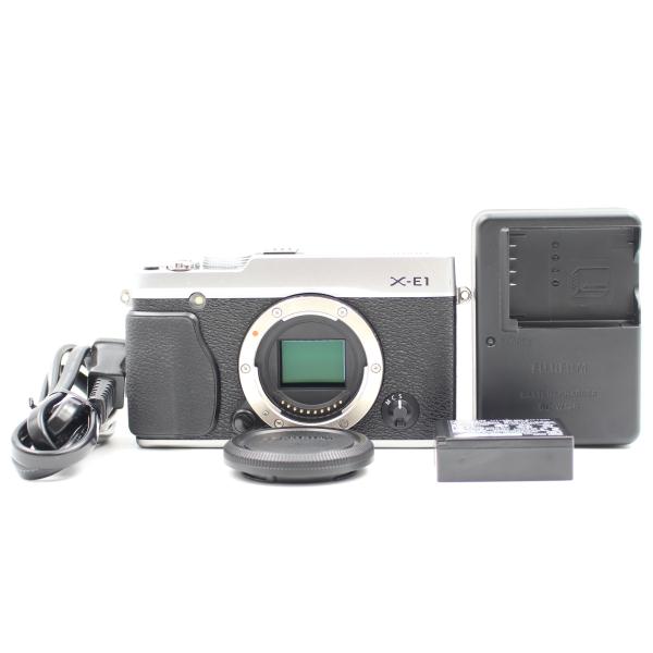 。富士フイルム　X-E1 シルバー　デジカメ 富士フイルム FUJIFILM X-E1 ボディ シルバー AB-ランク 中古｜フジヤ