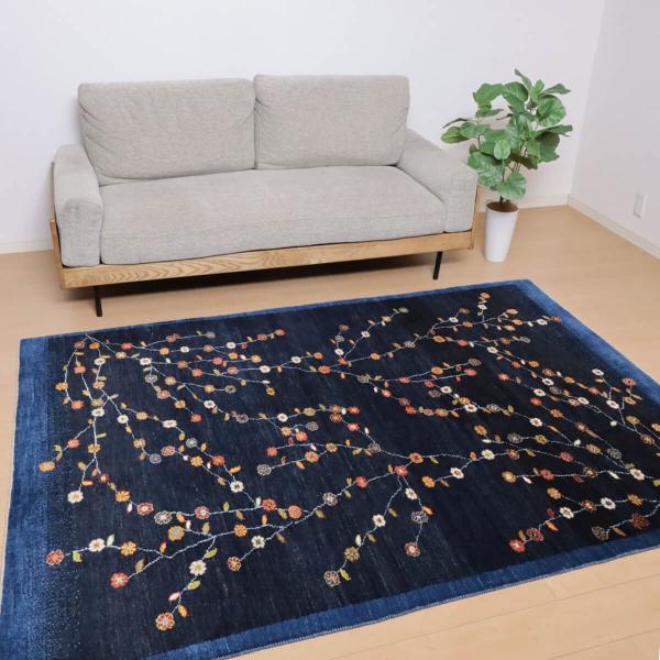 イラン産手織りウールラグ ルリバフ239×172cmを完全解説